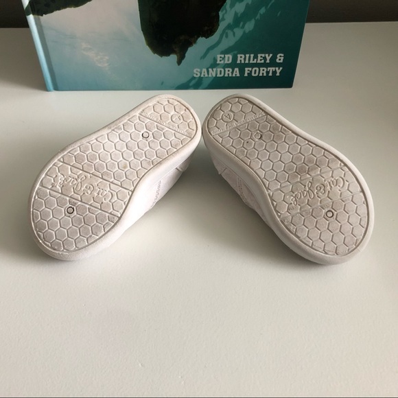 ☀️ Cat & Jack Slip-on shoes ☀️ - Picture 4 of 4